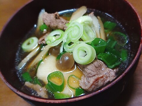 山形名物！無水鍋で芋煮(牛肉醤油味)本場のレシピ